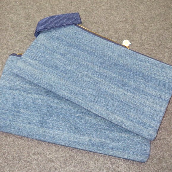 Set of 2 Denim Cosmetic Bags Travel Totes Red White Lace NEW with Tags - Picture 2 of 6